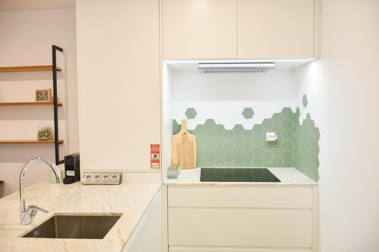 Lindo Apartamento 2 Quartos Com Patio - Batalha - Apt C Apartament *
